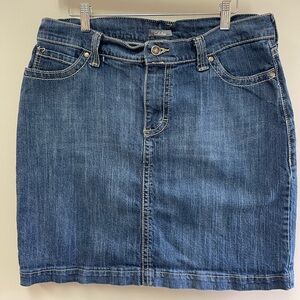 Cabela’s  Women's Blue Denim Short Skirt